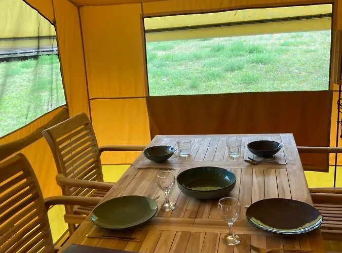 Oh! Campings - Camping Paradis A L\'Ombre Des Tilleuls