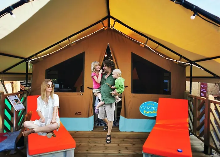 Oh! Campings - Camping Paradis A L\'Ombre Des Tilleuls