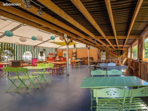 Oh! - Paradis A L'ombre Des Tilleuls Campsite *