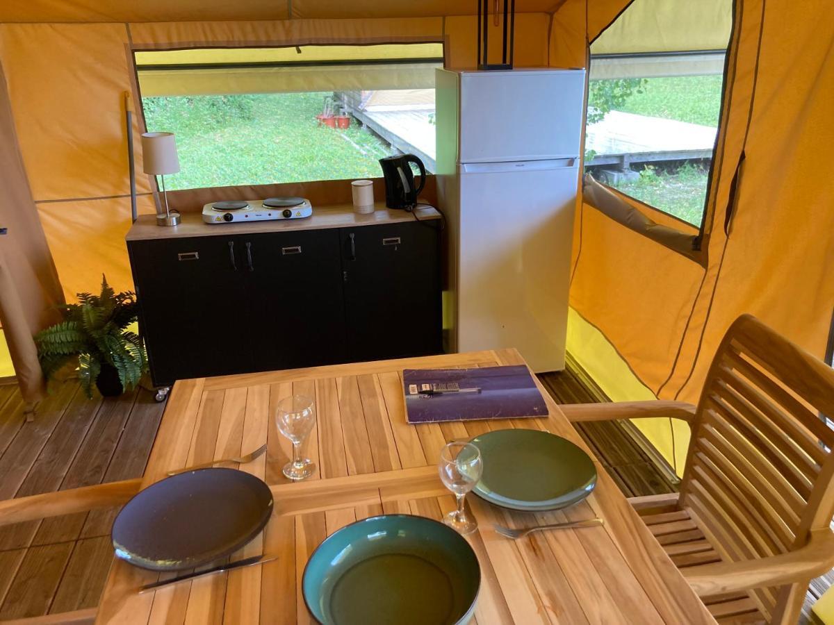 Campsite Oh! - Paradis A L'ombre Des Tilleuls Peyrouse
